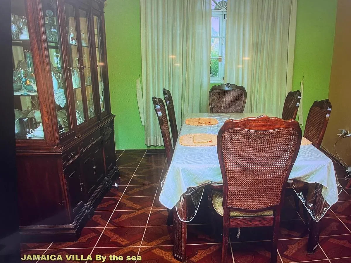 Jamaica Villa By The Sea St Mary Homestay